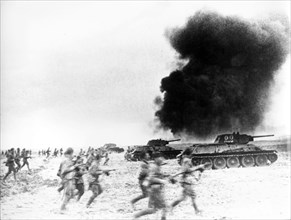 Soviet troops on the attack in 1944.
