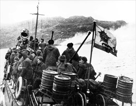 A landing force of marines of the northern fleet sails for the operation which ended in liberation of the town pechenga, murmansk region on october 14, 1944.