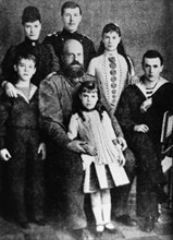 Russian emperor alexander lli (center) with empress maria fyodorovna and their children, crown prince nicholas, the future czar of russia is at the top/middle, late 1800s.