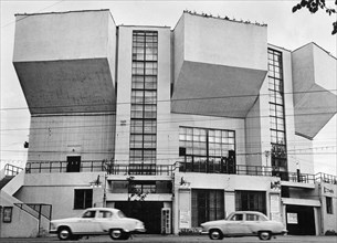 I,v, rusakov workers' club, in stromynskaya square, moscow, ussr, designed by konstantin s, melnikov, 1927-29.