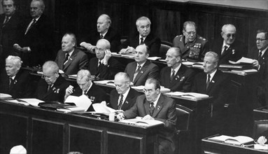 The 6th session of the ussr supreme soviet of the 10th convocation, first row: chernenko (left), brezhnev (right), second row: mikhail gorbachev (center), third row: directly above gorbachev and next ...
