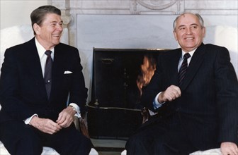 Mikhail gorbachev meeting with united states president, ronald reagan in the white house on december 8, 1987.