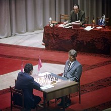 Moscow, the world chess competitions, the match between tigran petrosyan and boris spassky (r), june 20, 1969.