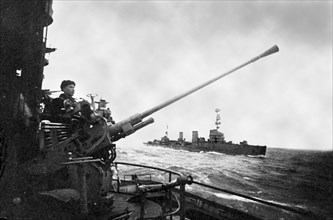 The black sea fleet, guards cruisers supporting soviet landing troops in novorossiysk by artillery fire, 1943.