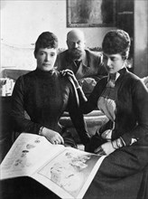 The photo of maria fyodorovna (dagmar of denmark), her sister alexandra and russian emperor alexander lli (copenhagen, 1880s) is on view at the exhibition 'empress maria fyodorovna, the return' in the...