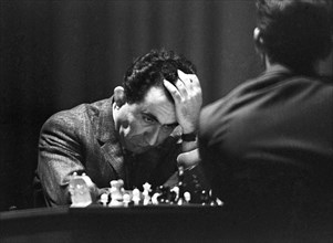 Moscow, ussr, soviet grandmasters tigran petrosian and boris spassky (l-r), world chess championship, may 14, 1969.