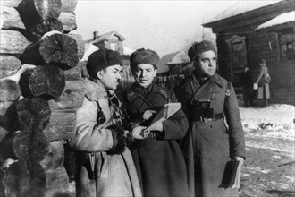 Major general ivan panfilov, head of 316th rifle division, with two officers of his staff, the photo taken on the actual day of his death, 1941, world war 2.