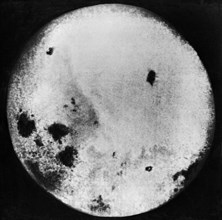 Photograph of the far side of the moon taken by the luna 3 space probe on october 28, 1959.