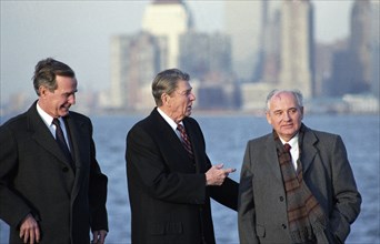 Mikhail gorbachev with ronald reagan and george bush in new york city during his visit to the usa in 1987.