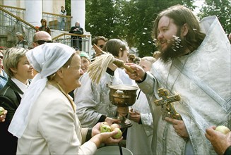 The transfiguration holiday celebrated by the russian orthodox church, orthodox priest gives blessing, moscow, russia, 2003.