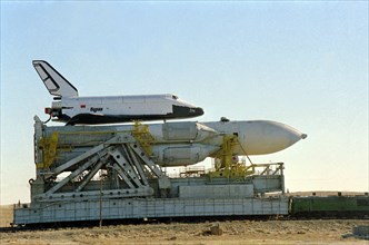 Baikonur cosmodrome, kazakh ssr, ussr, transportation of the launch vehicle 'energia' with the buran spacecraft to the launch pad, 1988.