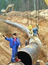 Belarus, november 21 2002: work on joining two stretches of belarussian part of yamal-europe gas pipeline (in pic), (photo viktor tolochko).