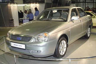 Avtovaz car lada 2170 with 66 kwt engine, electronic ignition and injection at the auto + automechanics auto show, st,petersburg, russia, october 29 2003.