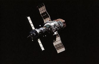Soyuz t-4 spacecraft docked with the soviet space station salyut 6, the photo was taken from the soyuz 40 spacecraft.