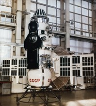 Soviet space probe venera 7 in the testing and assembly area, 1970.