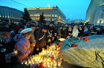 Moscow, russia, march 31, 2010, more than 3000 people have come to lubyanka square to pay the tribute to the memory of the victims of the latest terrorist bomb attacks in the capital and kizlyar, thou...