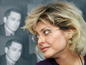 Inna khodorkovskaya chairwoman of the jury in the khodorkovsky lawyers' press-centre where the contest of the 'freedom to khodorkovsky !' posdters was held, december 16.