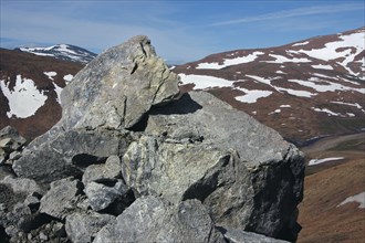 Chromite deposits of yamalo-nenets autonomous district, november 2005.