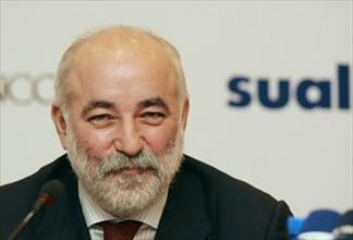 Sual chairman viktor vekselberg seen during the signing of a merger deal, russian aluminium giants rusal (russian aluminium) and sual (siberian ural aluminium company) and glencore international ag (s...