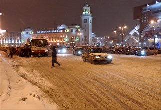 Moscow, russia, february 14, 2007, europe square and kievsky rail terminal during a heavy snowstorm.