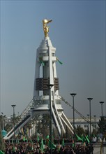 A view of the arch of neutrality in ashgabat, turkmenistan, 2007.