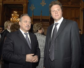 Moscow mayor's deputy yuri roslyak (l) and chairman of the board of mirax group sergei polonsky attend the presentation of the russian capital's economic potential, moscow, russia, april 23, 2008.