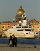 St petersburg, russia, june 4, 2008, russian multi-billionaire roman abramovich's pelorus yacht is moored beside english embankment in st,petersburg.