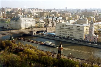 Sofiyskaya embankment, moscow, russia, october 1998, on the left: balchug- kempinsky hotel, in the center: main building of centrobank.