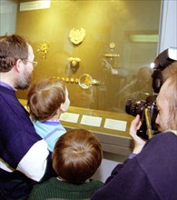 Exhibition of treasures of the golden horde in the hermitage,  st, petersburg, russia, 2/01.