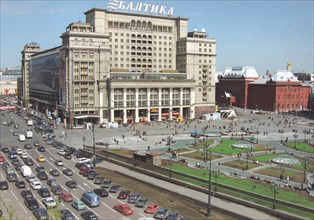 Moscow hotel and manezhnaya square, 5/03, moscow hotel dismantled now (10/04).