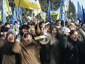 Ukraine election 2004, participants in a rally in support of viktor yanukovich near the building of the donetsk municipial council, donetsk, ukraine, november 24 2004.
