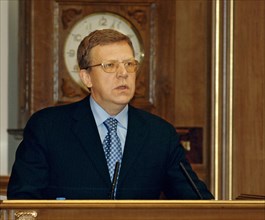 Russian minister of finance alexei kudrin delivers a report during a sitting of the russian cabinet, moscow, russia, june 2 2005 .