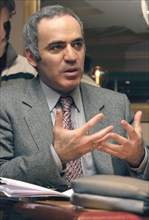 Leader of the united civil front garry kasparov gestures at the other russia political forum attended by russian opposition figures, march 2, 2007, st, petersburg, russia.