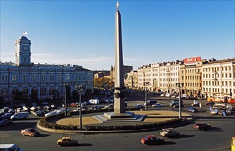 Uprising square in st, petersburg, russia, a railway station is on the left.