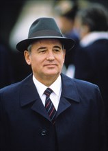 Mikhail gorbachev in geneva, switzerland, november 1985.