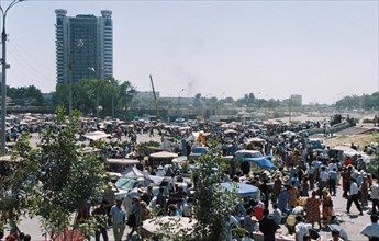 The chor-su open air market in tashkent, uzbekistan, 1990s.