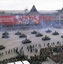 Moscow, november 7, 1985, soviet t-34 tanks on parade in red square in honor of the 40th anniversary of victory in world war ll.