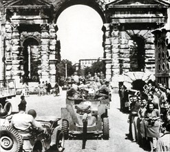 Second World War 1944 Italy Americans enter Rome