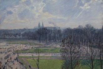 Garden of the Tuileries in a winter morning