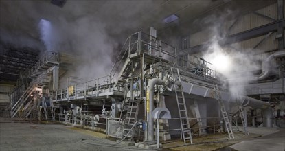 Machinery Steam Cleans Pulp
