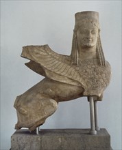 Sphinx who crowned a mortuary stele.
