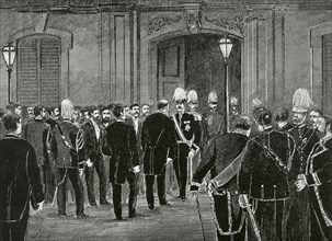 The mayor of Barcelona, Francisco de Paula Rius i Taulet offering the King Luis I of Portugal the Royal Pavilion.