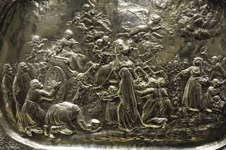 Dish. Apotheosis and Allegory of Cahterine II's visit to Crimea in 1787.