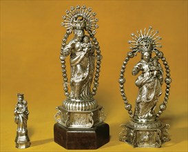 Our Lady of the Rosary. Statuettes. Silver. 17th c. Treasure Cathedral. Tarragona. Spain.