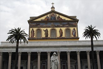 Facade and St. Paul statue by Obici.