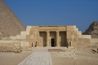 Mastaba of the queen Meresankh III, Entrance.