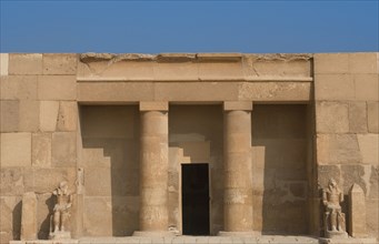 Mastaba of the queen Meresankh III, Entrance.