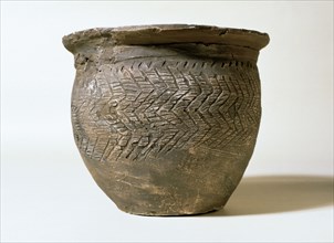 Prehistory. Iron Age. Pot. Terracota. 7th-6th c. BC. From Turo de les Mentides, near Manlleu, Catalonia. Spain.