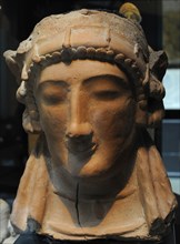 Head belonging to female life-size sculpture