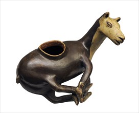 Zoomorphic vessel depicting a native animal of America